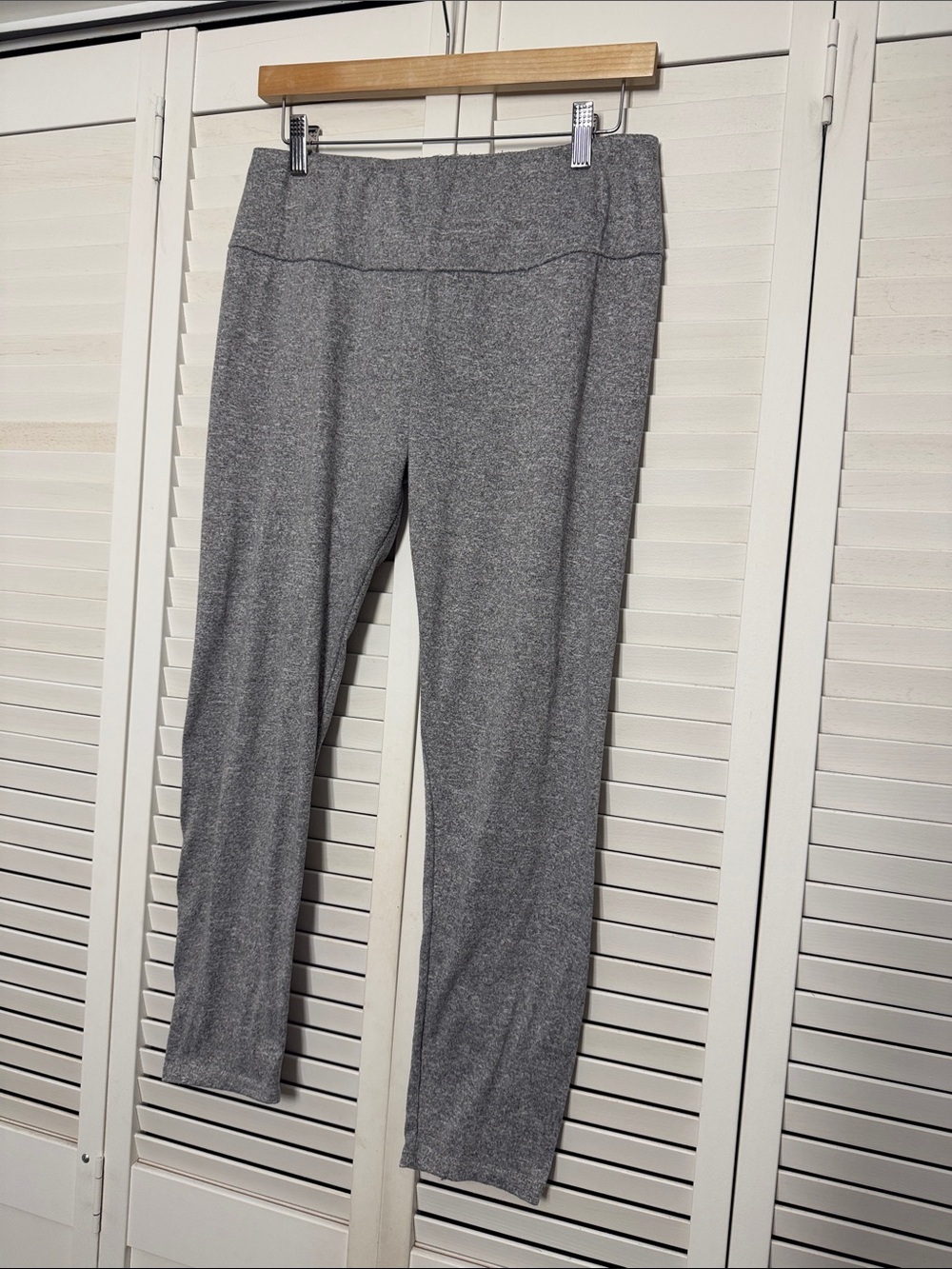 Women's High-Rise Gray Active Leggings